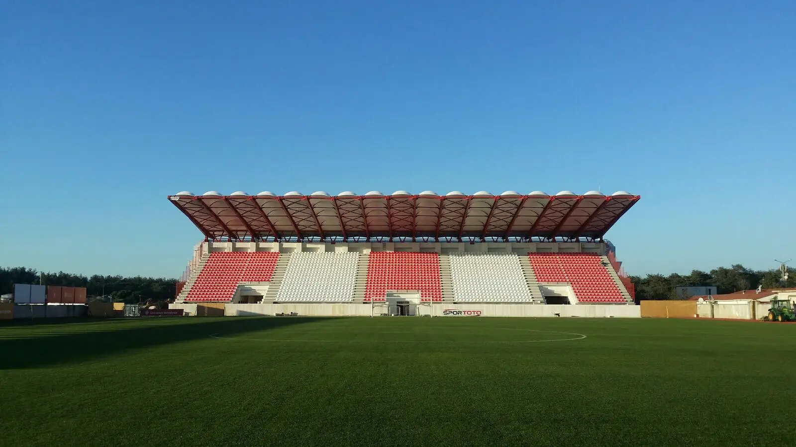 Ümraniyespor Grandstand cover image
